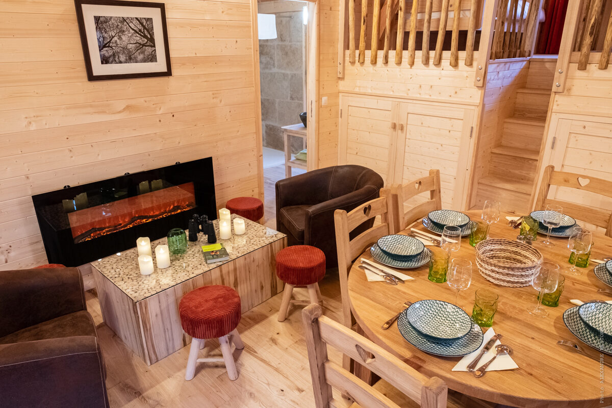 Cabanes des Blots séjour insolite proche Paris Cabane aux Oiseaux Coin salon 2