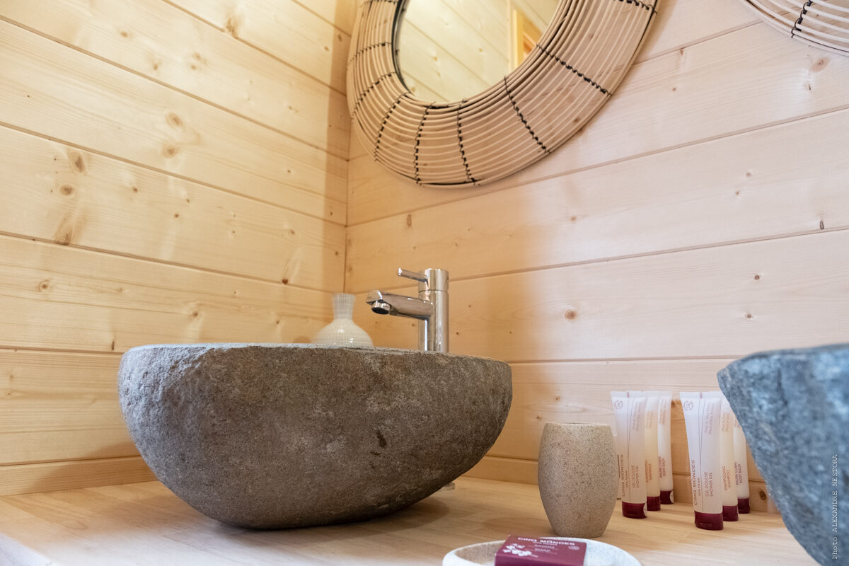 Cabanes des Blots séjour insolite proche Paris Cabane aux Oiseaux Salle de bain