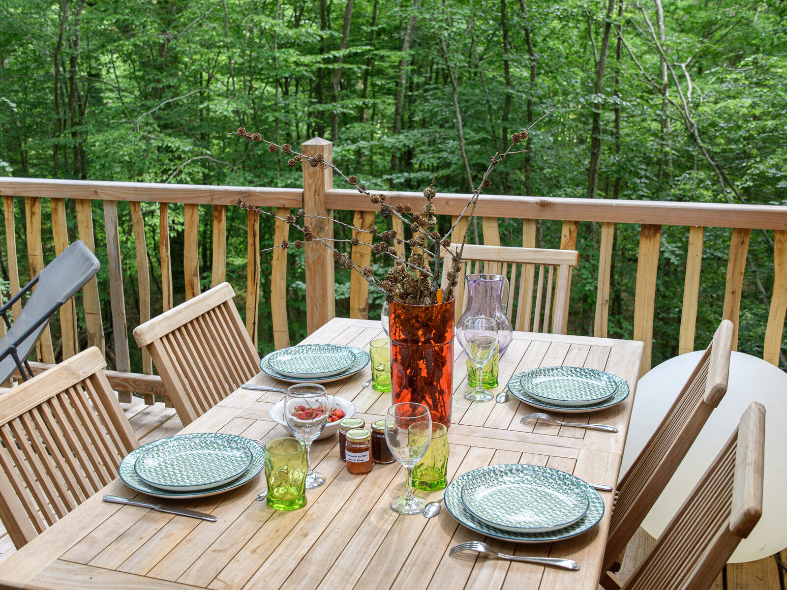 Cabanes des Blots séjour insolite proche Paris Cabane aux Oiseaux Terrasse