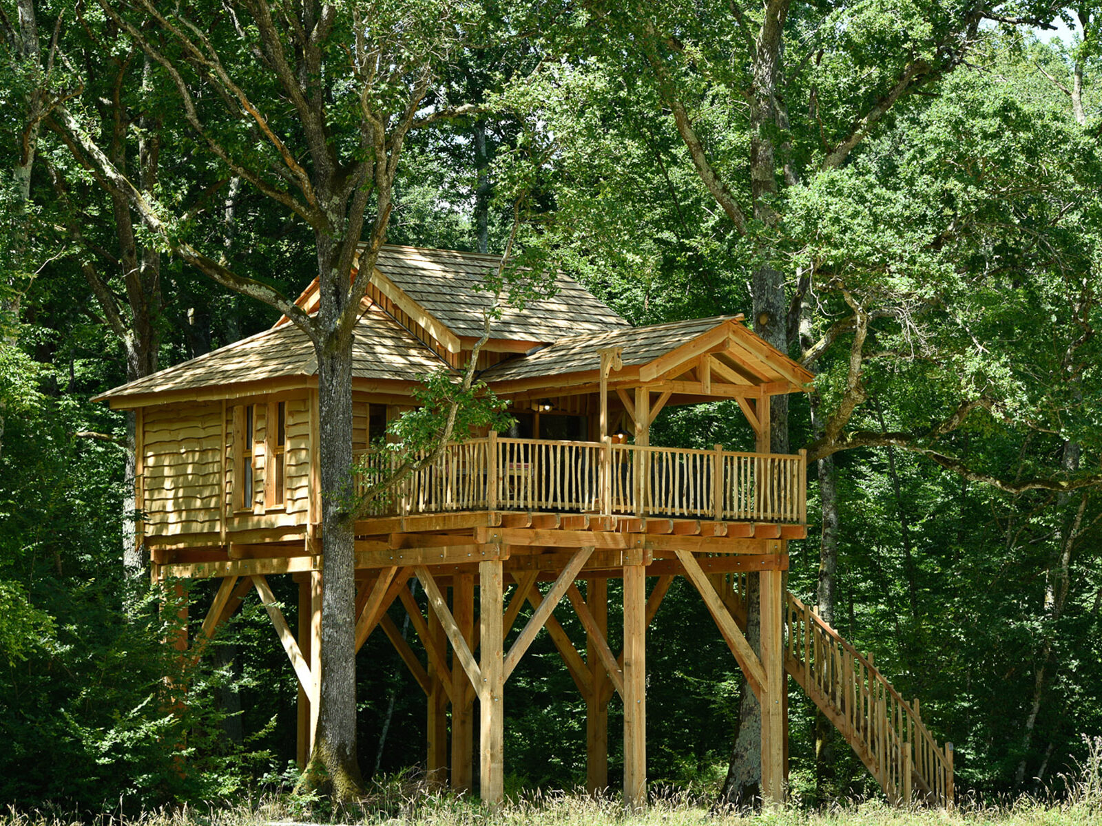 Cabanes des Blots séjour insolite proche Paris Cabane de l'Étang Extérieur 14