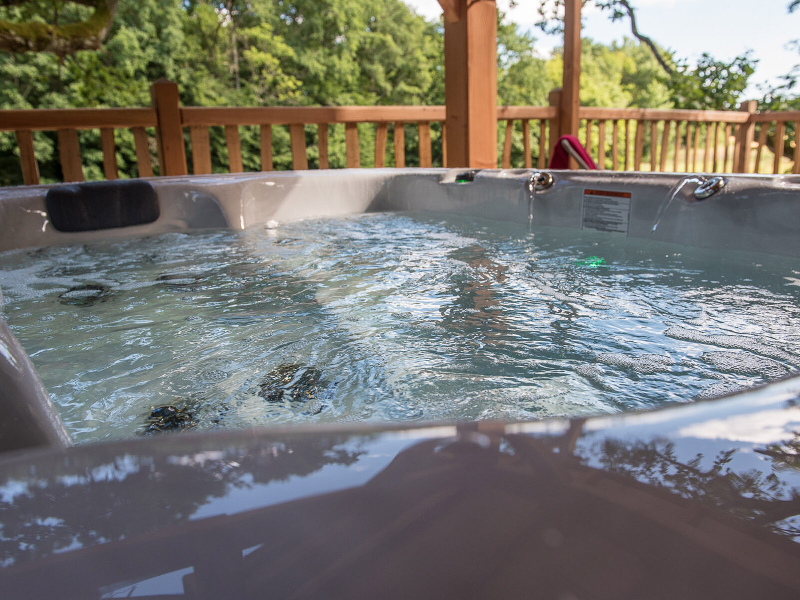 Cabanes des Blots séjour insolite proche Paris Cabane de l'Étang Spa